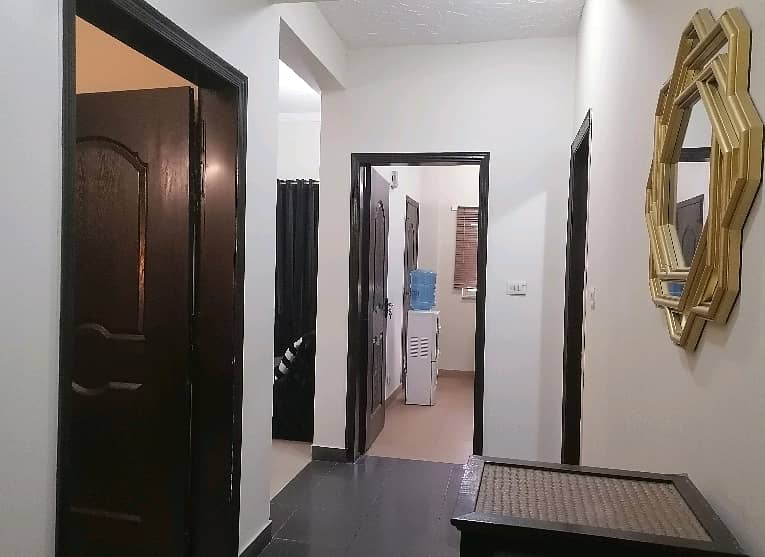 5 Marla Flat In Askari 11 - Sector C For rent 3