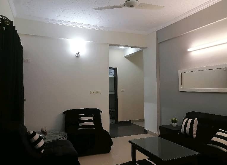 5 Marla Flat In Askari 11 - Sector C For rent 9