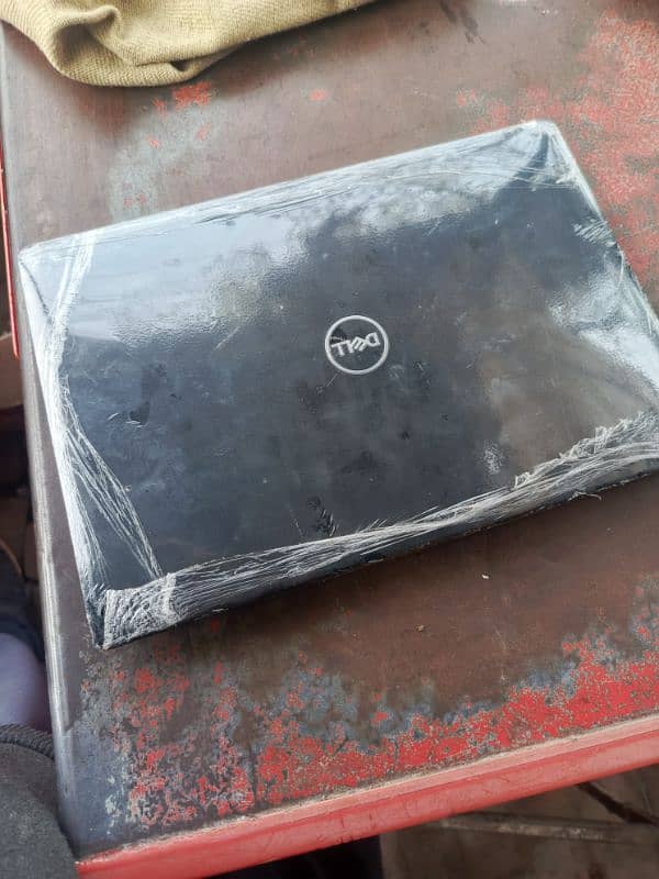 DELL laptop latitude 7390 7 generation core i5 256 ssf 8gb ram 5