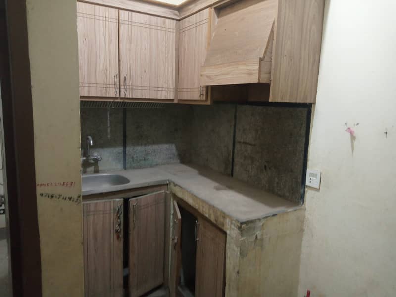 2 rooms flat available for rent in khanna pull 3