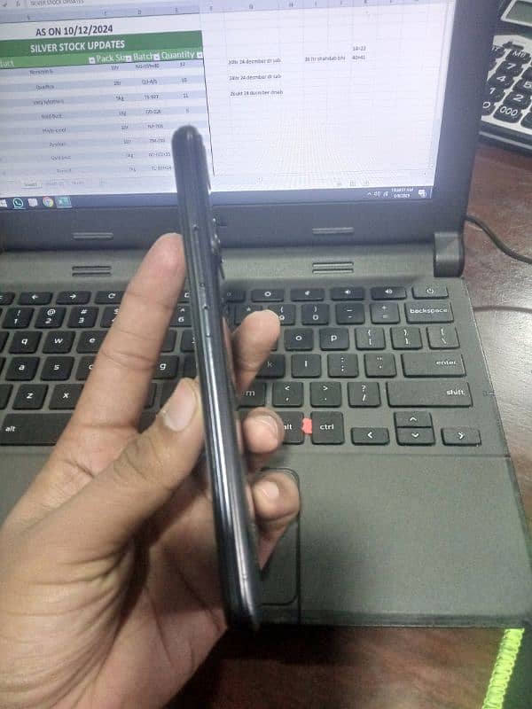 Infinix Hot 20i 6/128 1