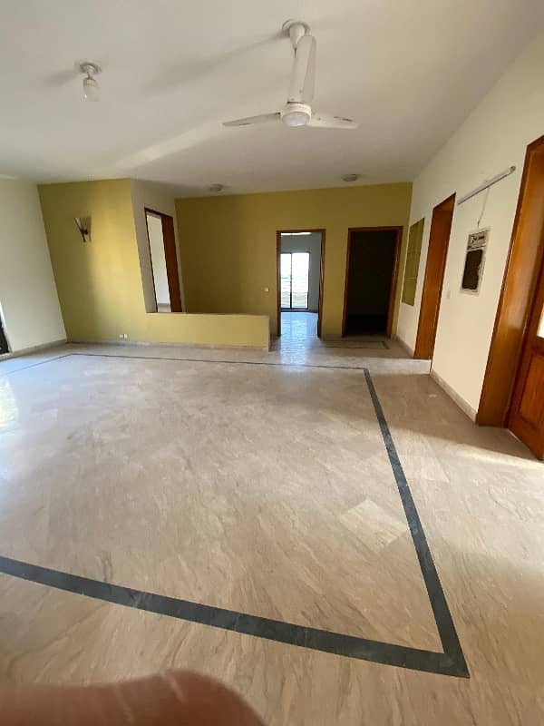 2 Kanal Beautiful First Floor Available For Rent Near All Facilities 3