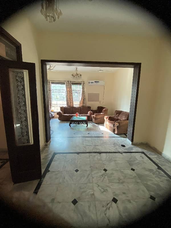 10 Marla Beautiful House For Rent Near All Facilities Near Canal Road 1