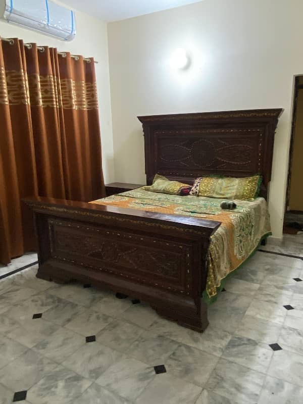 10 Marla Beautiful House For Rent Near All Facilities Near Canal Road 6