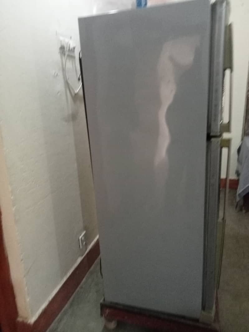 dawlance fridge good condition 1