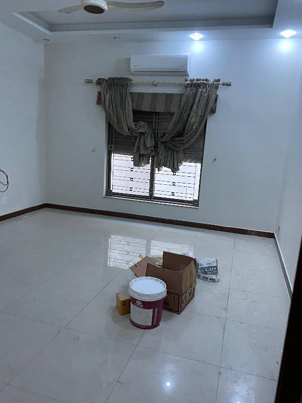 1 Kanal Beautiful New Condition House Hot Location Near Park 8