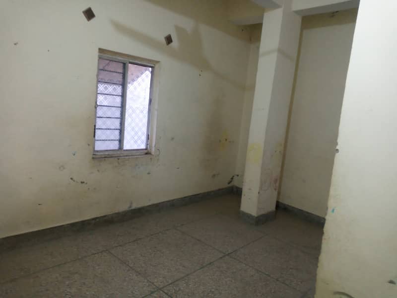 3 rooms flat available for rent in khanna pull sanam chok islamabad 1