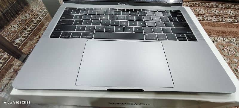 MacBook Pro 2017 13" 3