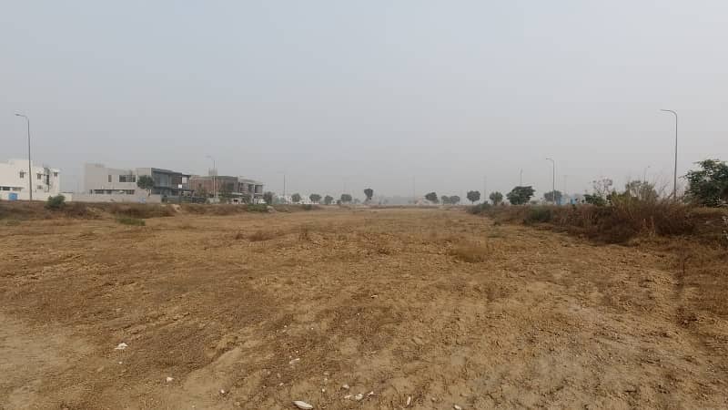 70ft Top Location 10 Marla Plot Available For Sale In DHA Phase 7 Lahore 4