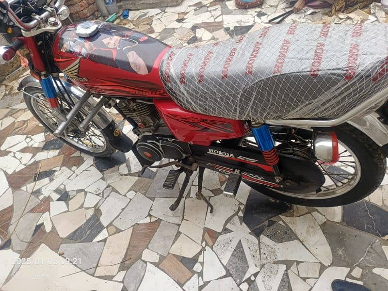 Honda 125 2018 model total original 8