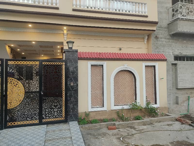 5 Marla Brand New House For Sale Ideal Location In Lahore 2