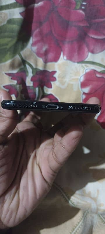 iphone 7plus 256gb pta approved finger print OK exchange possible also 3