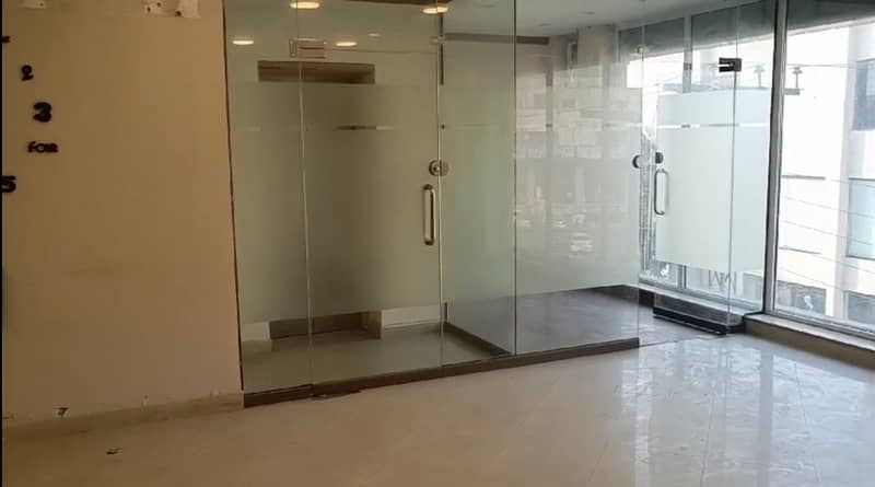 8 Marla 4th Floor Office With Elevator For Rent In DHA Phase 5,Block B, Lahore. 6