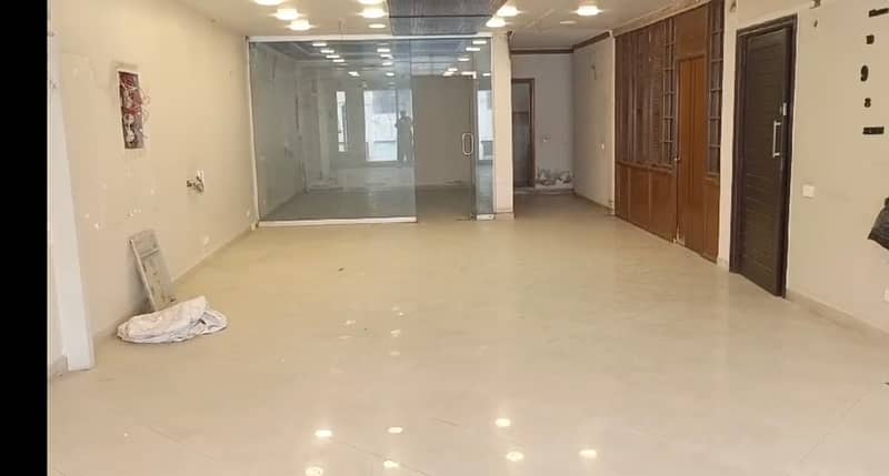 8 Marla 4th Floor Office With Elevator For Rent In DHA Phase 5,Block B, Lahore. 9