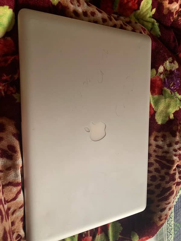 Apple MacBook Pro 2