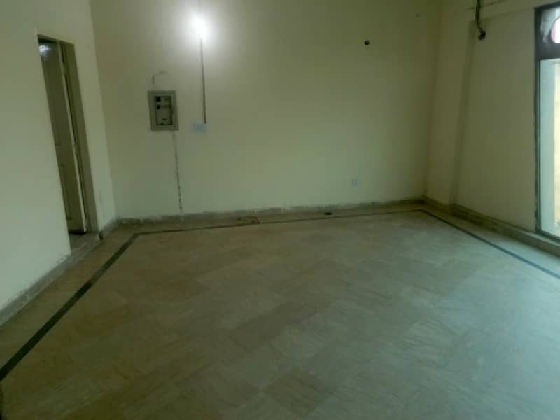 4 Marla 2nd Floor Office For Rent In DHA Phase 1,Block K, Lahore. 4