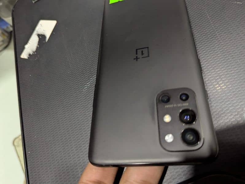 OnePlus 9R 12 GB 256Gb Global version dual approved 0