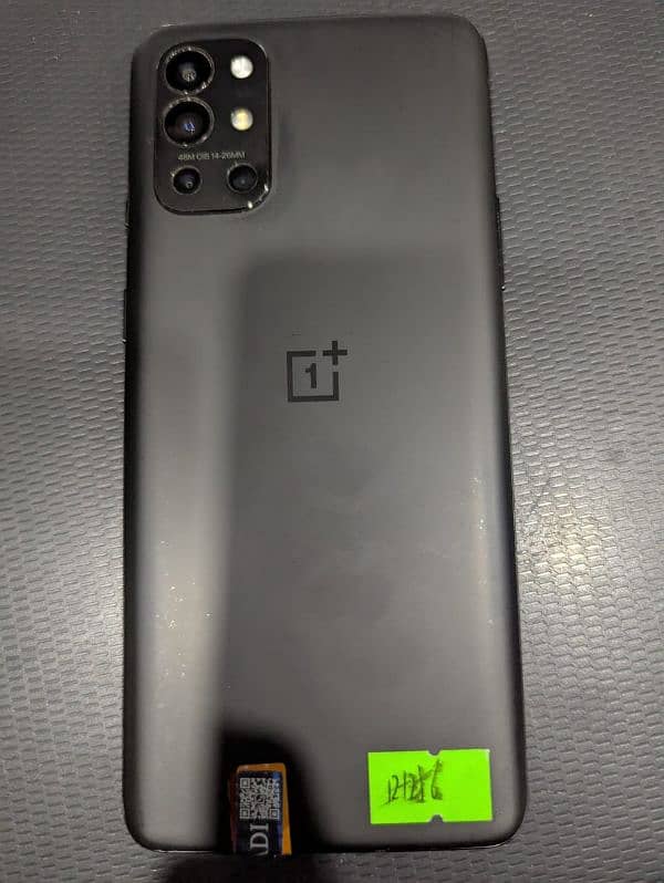 OnePlus 9R 12 GB 256Gb Global version dual approved 7