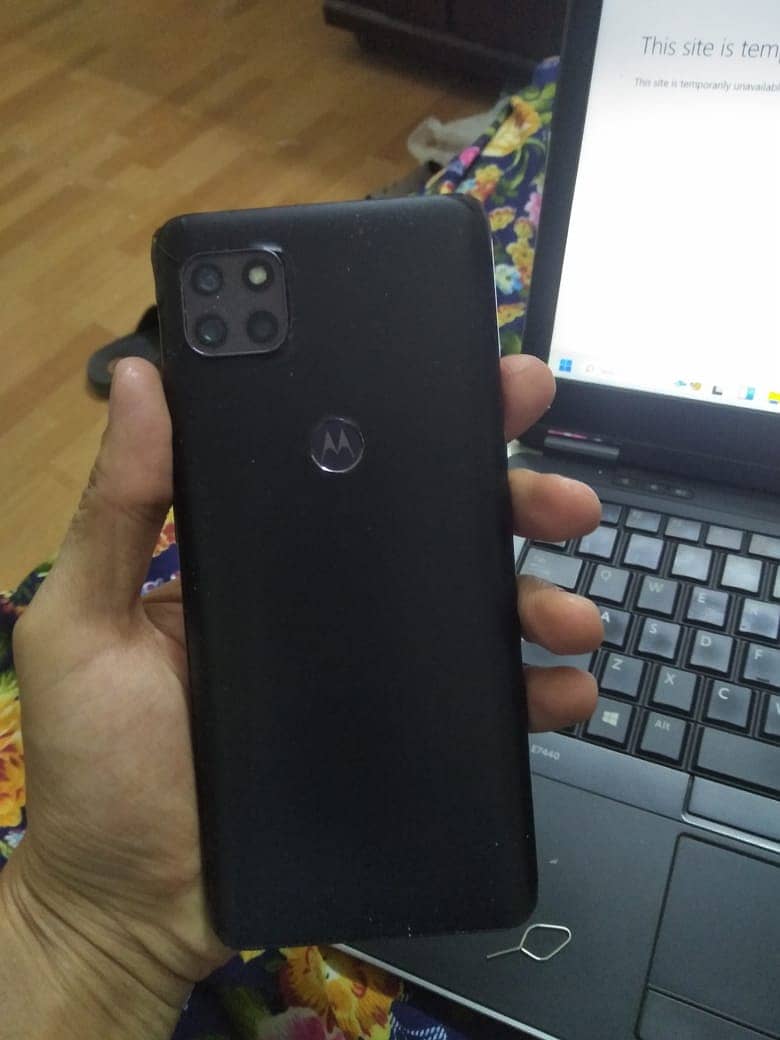 Motorola One 5G Ace 1