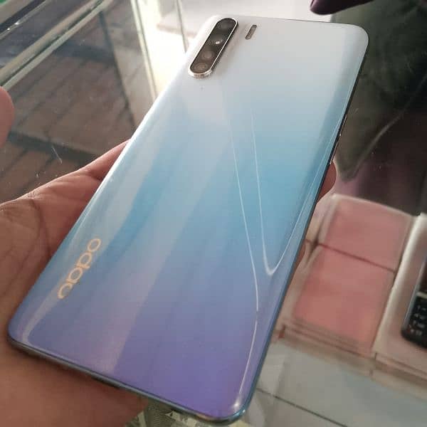 oppo f15 8/256 for sale 0