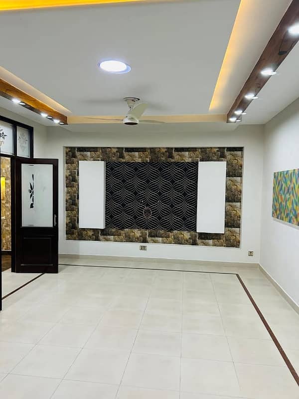 7-Marla Modern Style Newly Renovated Designer House With Imported Fixtures & Fittings For Rent In Phase-6, DHA 1