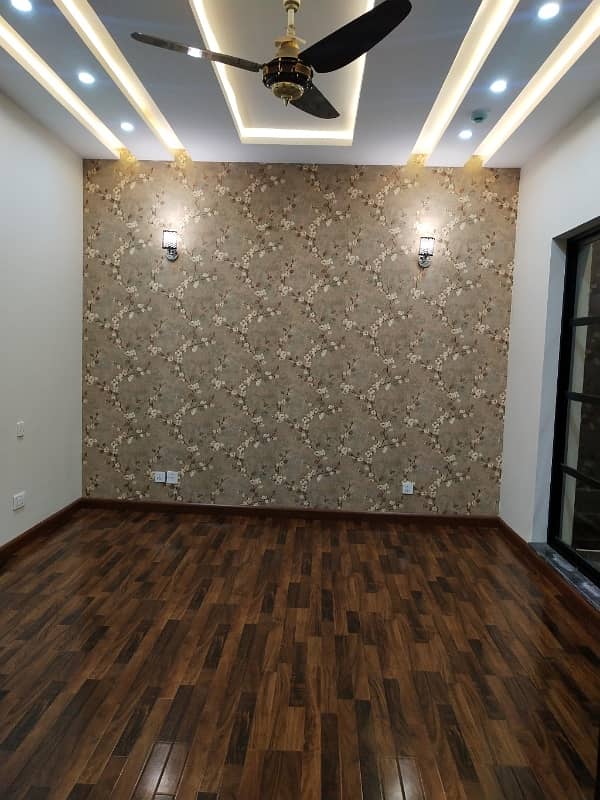 5-Marla Modern Style Designer's House With Imported Fixtures & Fittings For Rent In Phase-5 1