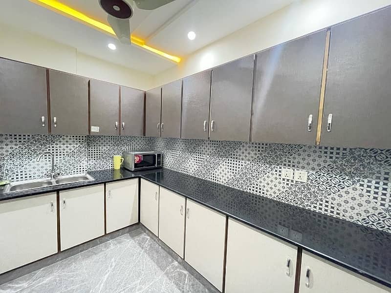 Modern Designer, Independent 1-Kanal Upper Portion For Rent In XX Block, Phase-3, DHA 18