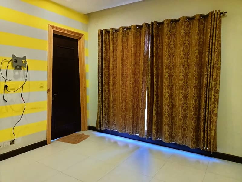 Lavishly Furnished 1-kanal Designer House With Imported Furniture For Rent In Phase-5 4