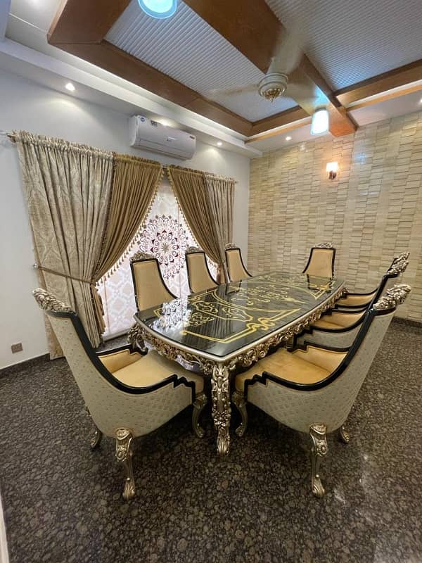 Fabulously Furnished One Kanal Upper Portion Facing Park Phase 5 For Rent 12