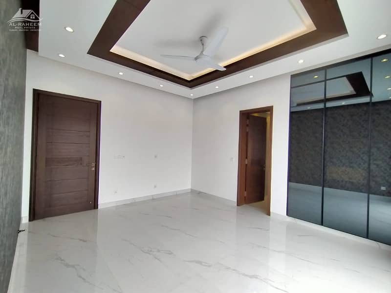 One Kanal Designer Bungalow, Beautifully designed by architect for rent in Phase-4 6