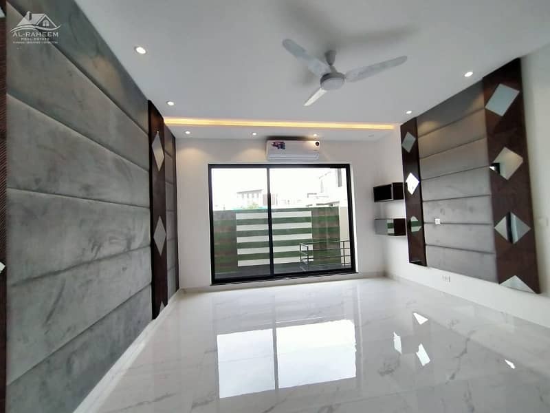 One Kanal Designer Bungalow, Beautifully designed by architect for rent in Phase-4 14