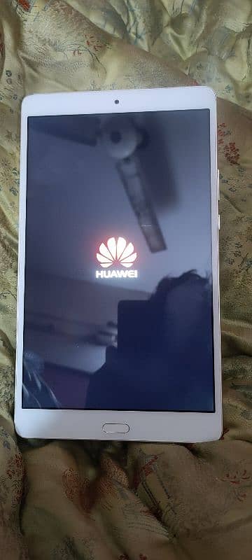 Huawei Tab  2GB fast ram 32Gb memory 1