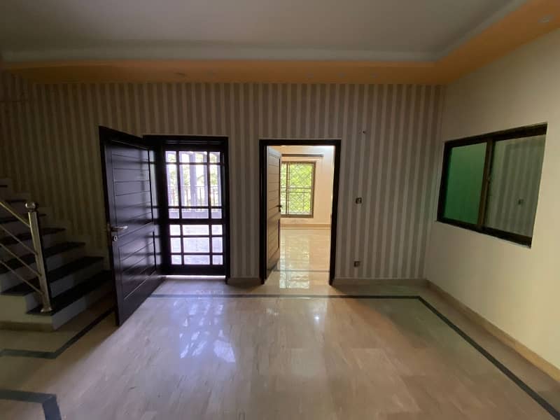 Corner 7 Marla House For Grabs In Al-Hadi Garden 14