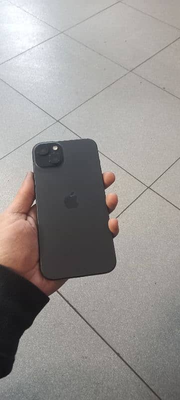 iphone 15 plus (jv)  128 gb 95 B. H 10/10 condition only phone 5