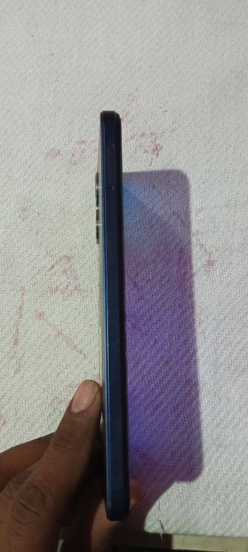 oppo A17 4/64 good condition 2