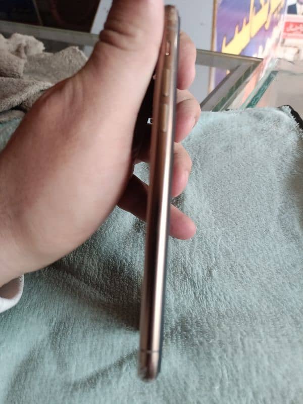 apple xs non pta 5