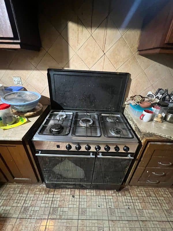 Corona Cooking Range for Sale 3