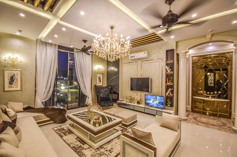 Victorian Design 01 Kanal Most Luxurious Bungalow For Sale In Phase 6 Block k 5