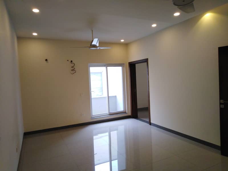 1 Kanal Modern Out New House Prime Hot For Rent Dha Phase4 25