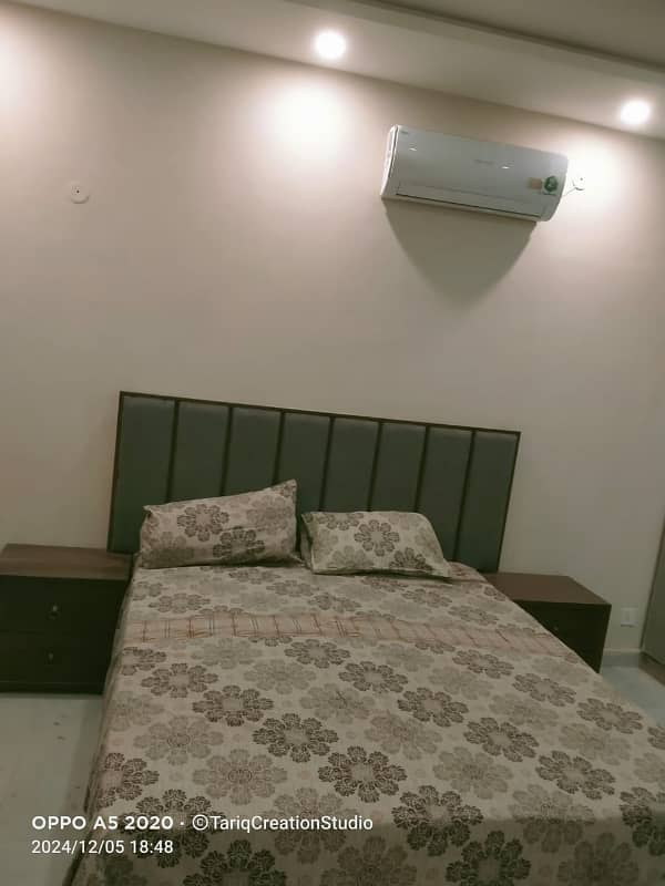 1 Kanal Fully Furnished House For Rent In DHA Phase 4 (Hot Location Nearby Gold Crest Mall) 19