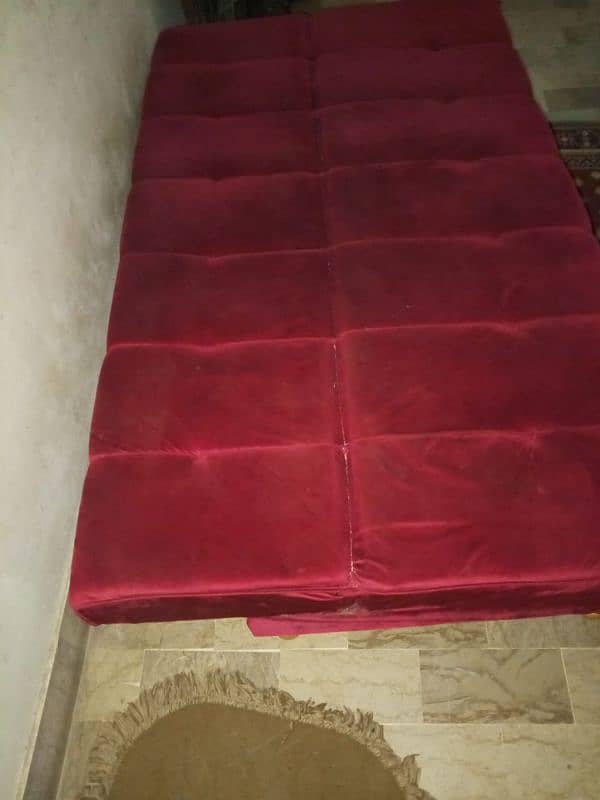 urgent sale sofa com bed maroon valvet 1