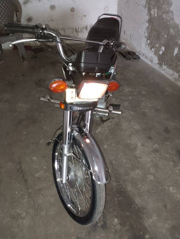 HONDA 125 MODEL 2023 3