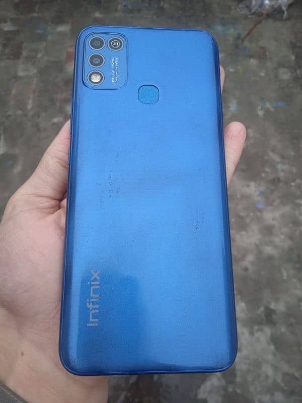 Infinix Hot 10 Play With Box Charger and back cover 4/64 2