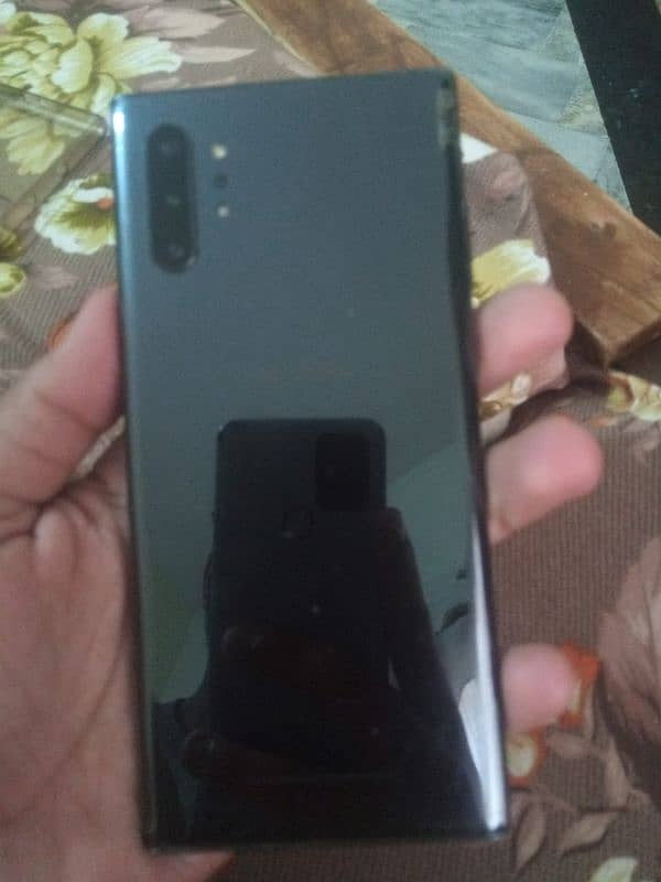 note 10 plus in good condition 1