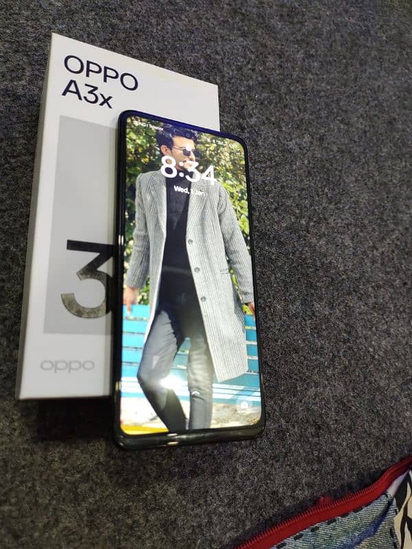 Oppo A3x 4/128 GB 2