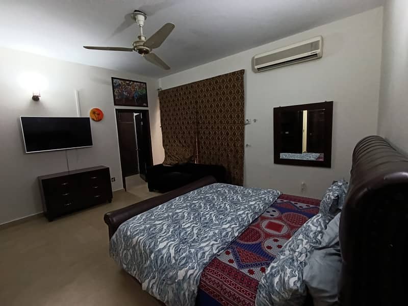 1 kanal single story house for sale in cavalry ground cantt 2