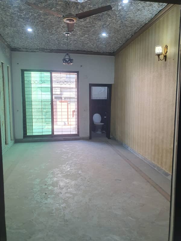 10 Marla House For Rent at DHA Main Bullevard Lahore 9