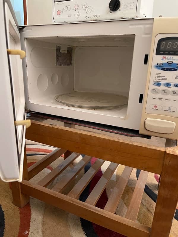 dawlance microwave and mini baking oven 1