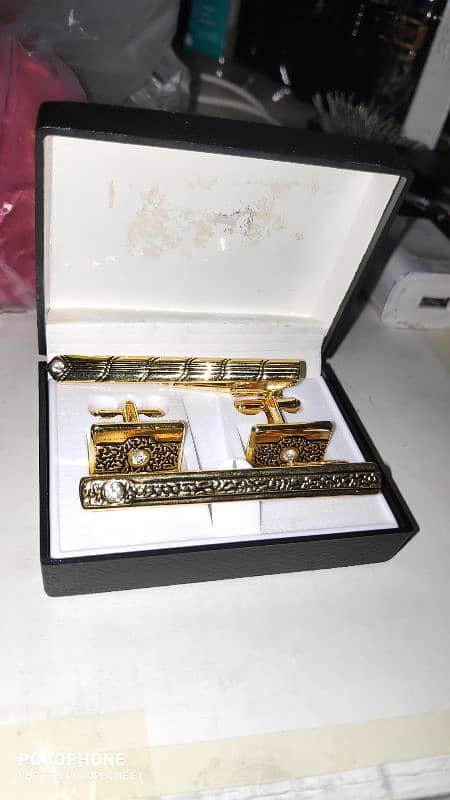 cufflinks and tie pin set 3