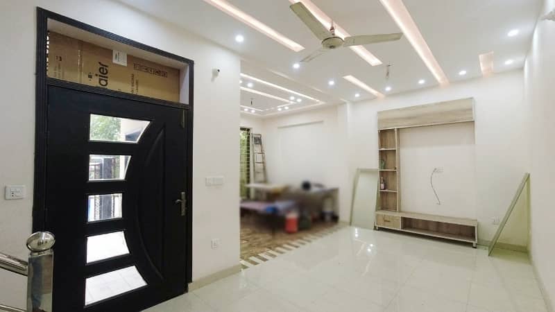 Prime Location House For Sale In Rs. 22000000 9